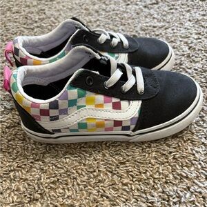 Vans Kids Low-Top Sneakers in Black with Multicolor Checker